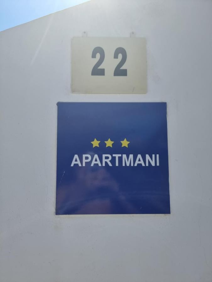 Apartmani Alen Dinjiska Luaran gambar