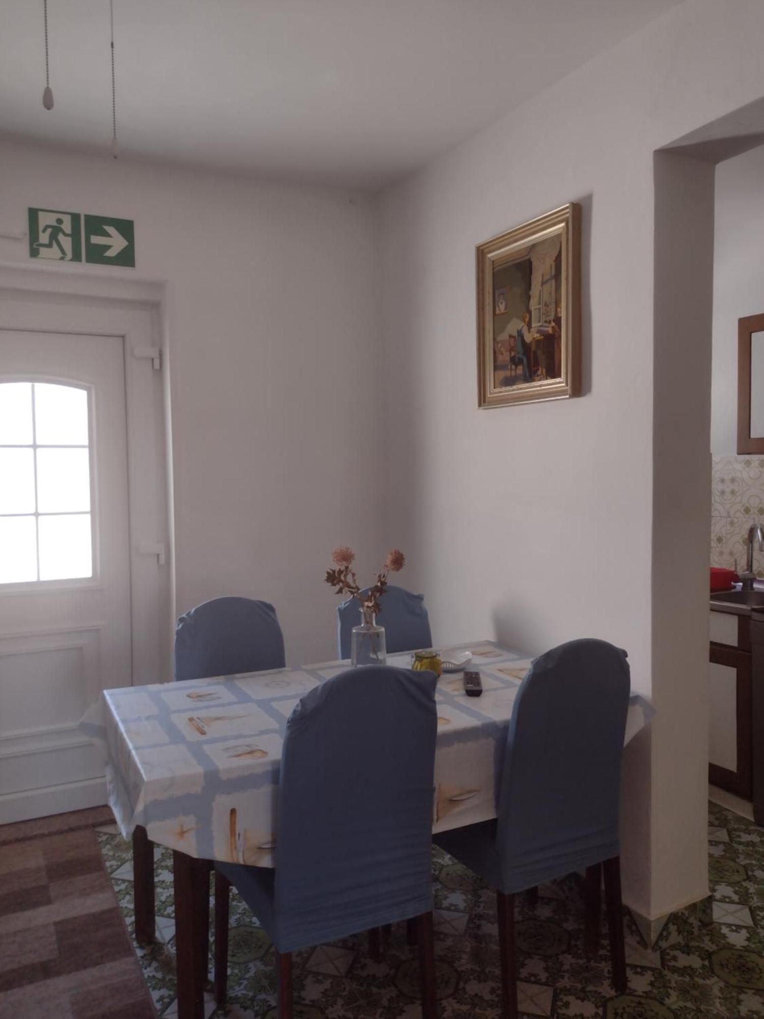 Apartmani Alen Dinjiska Luaran gambar
