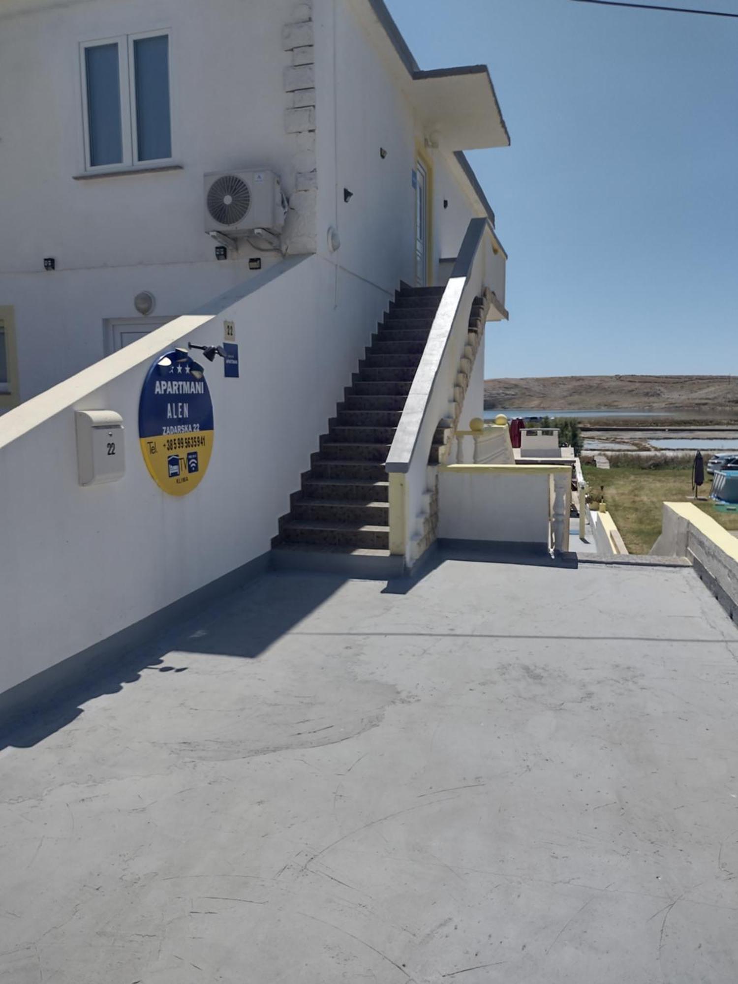 Apartmani Alen Dinjiska Bilik gambar